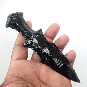 Hand-Carved Black Obsidian Bat Arrowhead: Protection Stone Collectible
