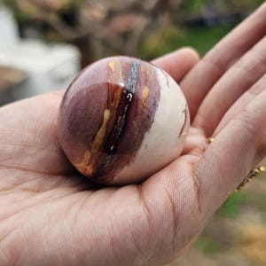 Mookaite Jasper Sphere 40mm | Natural Crystal Ball | Root & Solar Plexus Chakra Stone | Healing Crystal Decor | Mookaite Jasper Gemstone