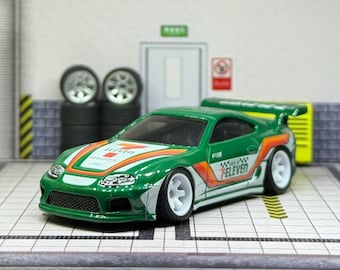 ホットウィール トヨタ スープラ 7-Eleven限定　2台分 ホットウィール トヨタ スープラ 7-Eleven限定 2台分 LOT OF 2 Hot