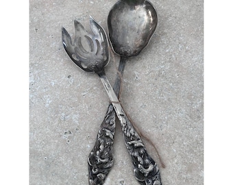 Eales 1779 Silverplate Salad Serving Set Floral Repousse Italy Vintage SpoonFork