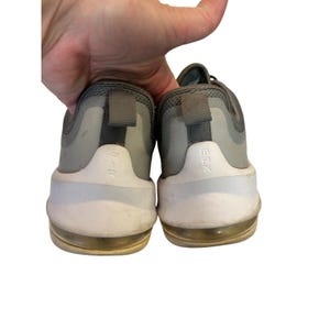 Nike Air Max Axis Gray Running Shoes Women's Sneakers US 9.5 image 5