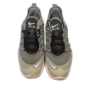 Nike Air Max Axis Gray Running Shoes Women's Sneakers US 9.5 image 1