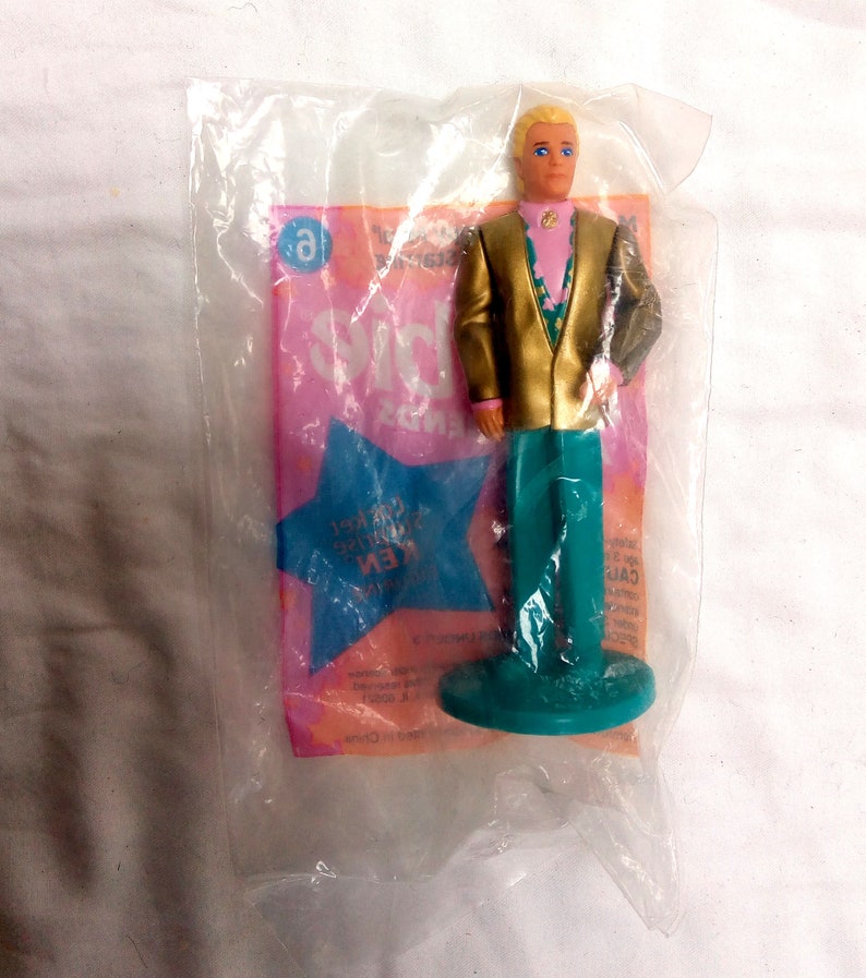 1994 Locket Surprise Ken Doll McDonald/'s Happy Meal Toy Prize in Original Packaging