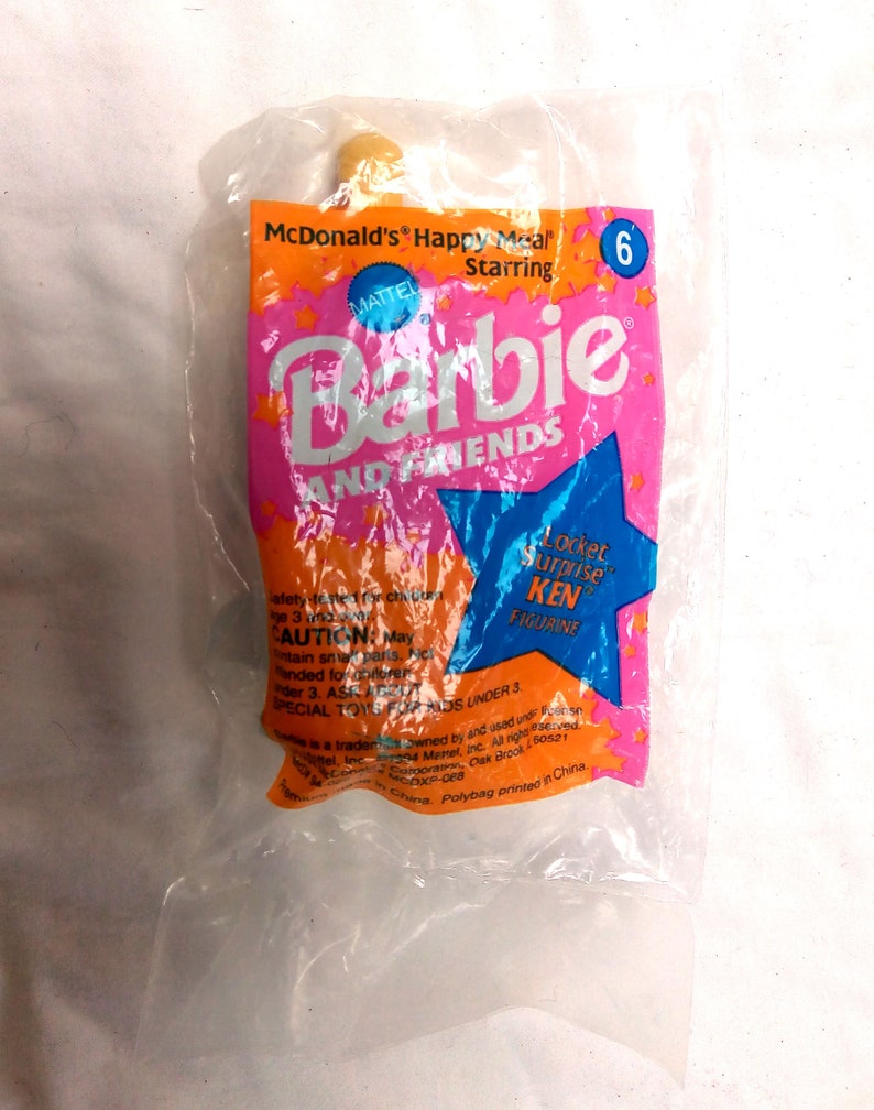 1994 Locket Surprise Ken Doll McDonald/'s Happy Meal Toy Prize in Original Packaging