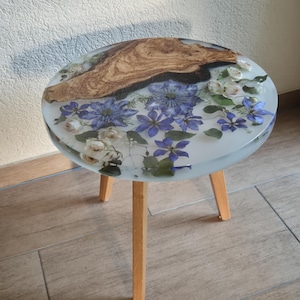 Floral Resin Coffee Table with Preserved Flowers & Natural Wood | Handmade Flower Table | Unique Botanical Home Decor.