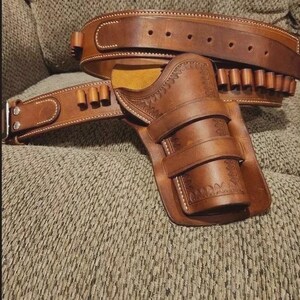 22 cal) Western Gun Belt and Holster - Double - Black Tooled Leather