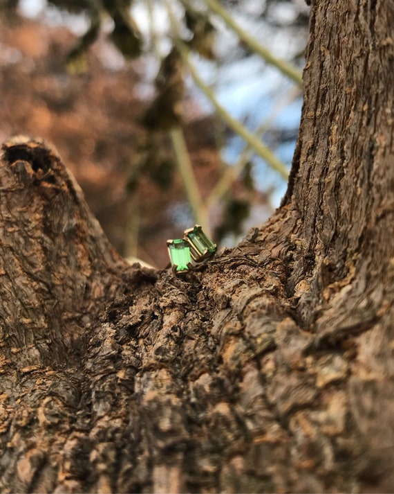 Emelie Studs in Tsavorite