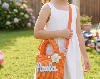 Bolso infantil personalizado con un lindo dije, bolso cruzado de pana para niños, letras de hilo hechas a mano, regalo de cumpleaños, bolsa de regalo para guardería o preescolar.