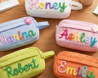 Astuccio in velluto a coste personalizzato per bambini, con nome personalizzato per la scuola materna e l'asilo, regalo di compleanno per il ritorno a scuola.