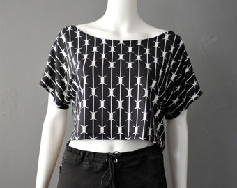 Oversized Crop Top with Barbed Wire Print, Unisex Gothic Tshirt