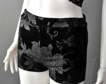 Gothic Rose Velvet Shorts, Goth Stretch Hotpants, Up to Plus Size