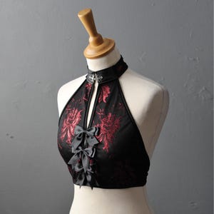 Satijnen kanten halternek crop top zonder rug, gothic klein tot grote maten