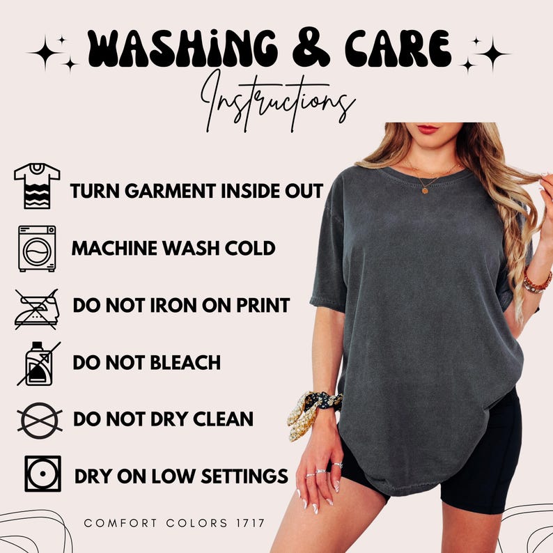 Puede incluir: Una camiseta gris carb&oacute;n con instrucciones de lavado: WASHING & CARE INSTRUCTIONS, TURN GARMENT INSIDE OUT, MACHINE WASH COLD, DO NOT IRON ON PRINT, DO NOT BLEACH, DO NOT DRY CLEAN, DRY ON LOW SETTINGS, y COMFORT COLORS 1717.