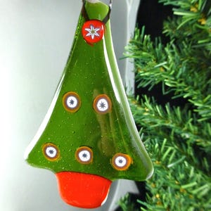 Fused Glass Christmas Tree - Green with Red Millefiori decoration - Hand Made – Glass Gift