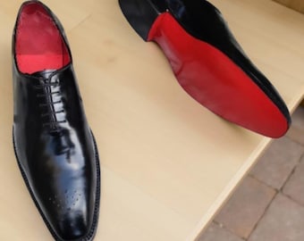 Christian Louboutin Style Whole cut Brogue Dress Shoes Red Sole Shoes for Men