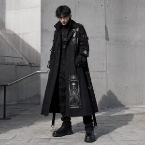Gothic Techwear Trench Coat, Skull Skeleton Print Long Duster Jacket, Cyberpunk Punk Streetwear Overcoat for Men, Black Grunge Outerwear