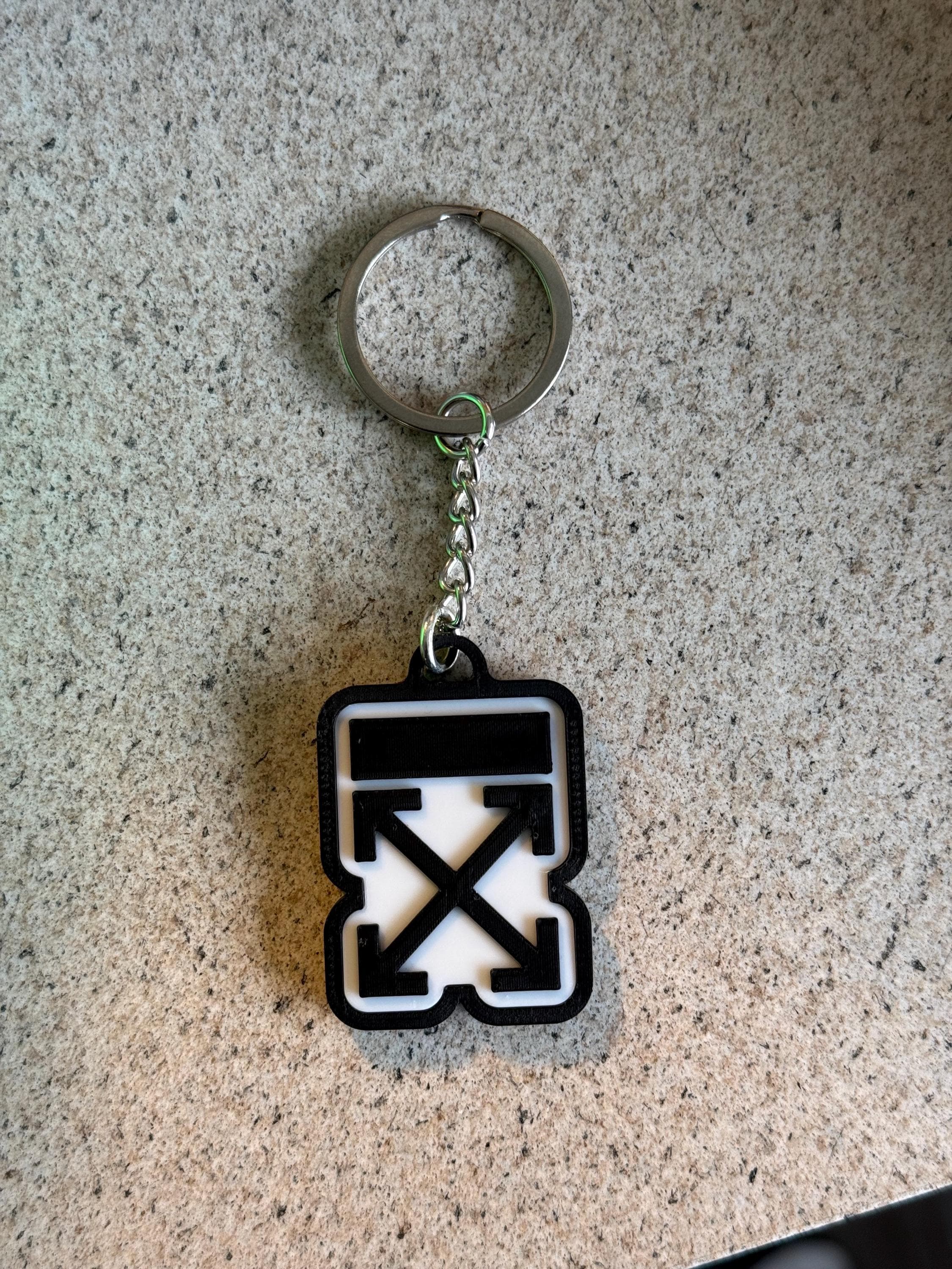キーリング　off-white 半額以下 Off white keychain - Etsy 日本