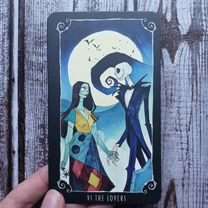 Lecture amoureuse du même jour Tarot à répandre pour l'âme sœur Tirer une carte de l'amour Que se passe-t-il dans cette relation Lecture relationnelle Lecture du tarot Nouvel amour