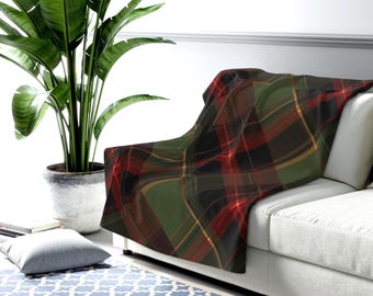 Classic Plaid Sherpa Fleece Blanket | Cozy Tartan Throw |  Forest Green Red Plaid