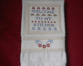 Appliqued Kitchen Hand Towel, Welcome To My Kitchen Hand Towel, Ivory Kitchen Hand Towel, Appliqued Ivory Kitchen Hand Towel with Lace