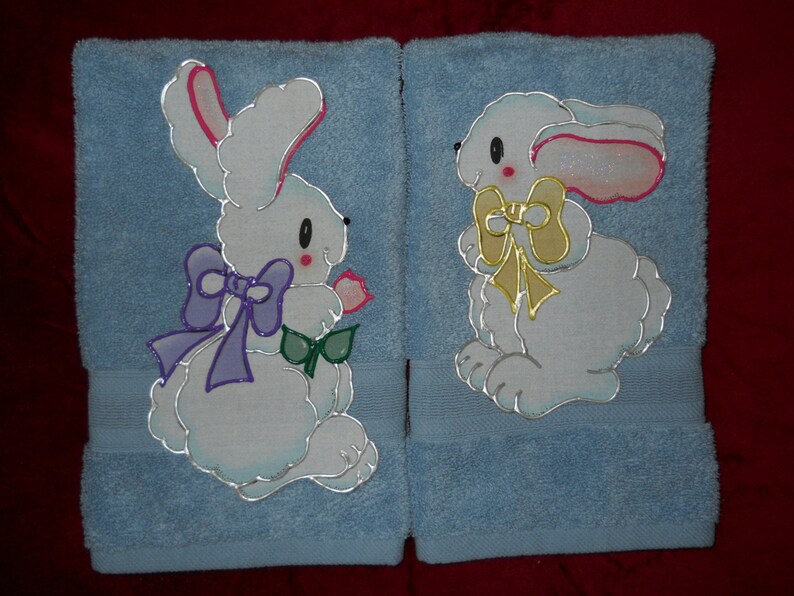 Set of 2 Appliqued Easter Hand Towels Easter Bunny Bathroom Etsy