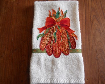 Thanksgiving Hand Towel, Harvest Corn Bathroom Towel, Fall Corn Kitchen Towel, Appliqued Towel, Thanksgiving Decor, Fall Decor, Hostess Gift