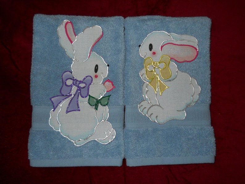 Set of 2 Appliqued Easter Hand Towels, Easter Bunny Bathroom Towels