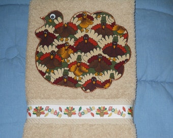 Appliqued Thanksgiving Turkey Hand Towel, Googly Eyes Turkey Bathroom Towel, Thanksgiving Turkey Kitchen Towel, Thanksgiving Home Decor