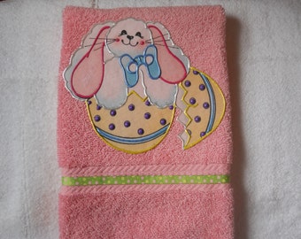 Easter Hand Towel, Appliqued Easter Bathroom Towel, Appliqued Easter Kitchen Towel, Easter Bunny Towel, Pink Easter Towel, Easter Decoration