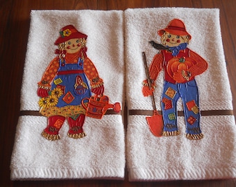 Set of 2 Thanksgiving or Fall Theme Appliqued Hand Towels, Set of Harvest Scarecrow Bathroom Towels, Boy and Girl Scarecrow Kitchen Towels