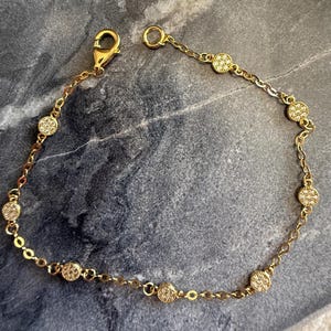 Gold Pavé Circle Bracelet – Dainty Adjustable Chain, Sparkly Cubic Zirconia, Everyday Luxury Jewelry