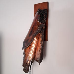 Handmade Rustic Wood Wall Lamp: Natural Wood Lighting for Cozy Home Decor