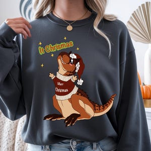 Carnotaurus Shirt | 100% Katoenen Kerst Longsleeve T-shirt Met Feestelijke Dinosauruskunst
