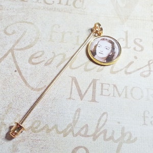 Wedding Bouquet Charm, Groom Memorial Charm, Lapel Pin, Gold Photo Pin, Wedding Bouquet Pin, Boutonniere Charm, Photo Rememberence,