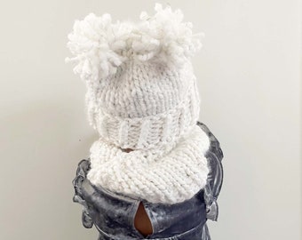 The Sparkle Polar Bear - Toddler Hat & Cowl Set