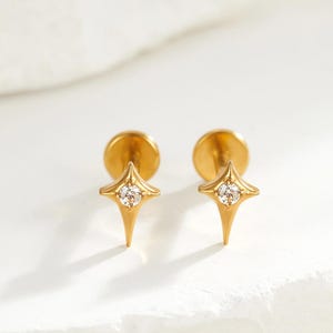 Pendientes de estrella con parte trasera plana de titanio de 18/16 g, pendientes de oro para cartílago, caracola, piercing daith y trago.