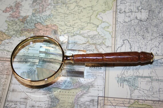 Dollhouse Handcrafted Magnifying Glass with Clear Lens Red Handle Miniature