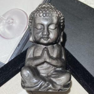 Silver Obsidian Buddha Carving, Hand-Carved Crystal Statue for Protection, Meditation, and Spiritual Healing, Zen Home Decor Gift