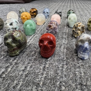 1” Natural Crystal Skull Statue, Mini Gemstone Carved Skull, Healing Crystal Halloween Decor