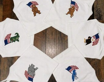 カスタムUSAアニマルフラッグ刺繍タンクトップ、愛国的なクマ、ゾウ、ワシのキャミソール、コケットな美的USAサマートップ、彼女へのギフト