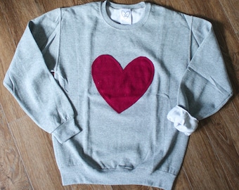 Red Heart Sweater | Light Grey Sweater | Oversized | Unisex | Soft and Comfy Sweater | Weekend Clothing | Gift for Mom | Valentine's Day