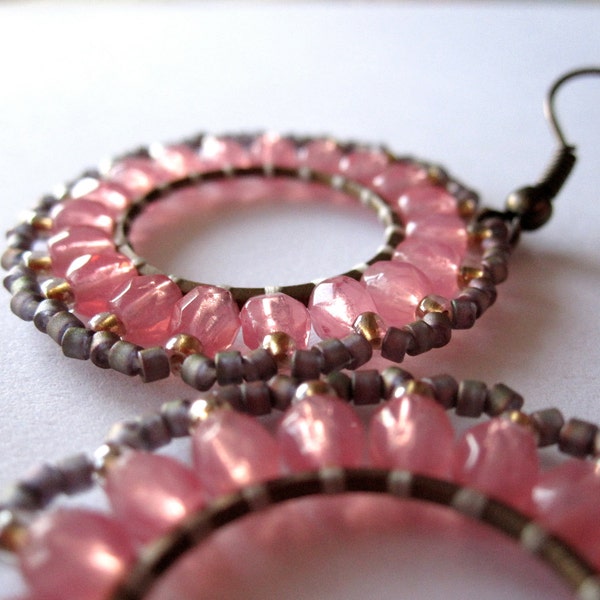 Dusty Rose Pink & Gray Earrings. Hand-Stitched Beaded Wheels