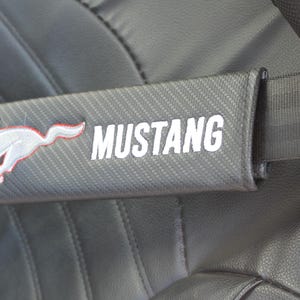 Mustang Seat Belt Covers Carbon Protector with embroidered logo Emblem 2pcs car seatbelt Quality Accessories Cushion Shoulder Harness Pad