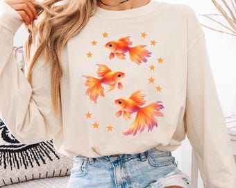 Goldfish T-Shirt, Star Aesthetic, Cute T-Shirt, Beachy Shirt, Grunge Y2K Tee, Cool Vintage Retro T-Shirt Gift, Comfort Colors Unisex T-Shirt