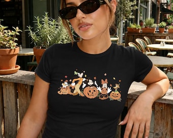 Camiseta vintage de Mickey y sus amigos para bebé con temática de Halloween, camiseta de la fiesta de Mickey (que no da tanto miedo), top corto de Halloween de Disney, camiseta para vacaciones familiares espeluznantes.