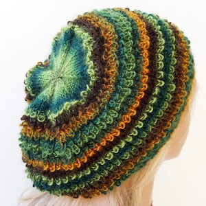 Cottagecore hat Beret for women Beret hat Crochet beret Knit beret Knit hat Colorful hat Oversized hat Handmade hat Green beret