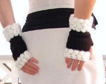 Black White crochet fingerless gloves womens Fashion gloves Knit gloves Alpaca gloves Half finger gloves Crochet gloves Knit arm warmers