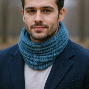 Neck gaiter Mens infinity scarf Winter neck warmer Wool snood scarf Unisex scarf