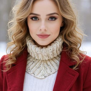Hand knit scarf Turtleneck collar Infinity scarf Knit neck warmer