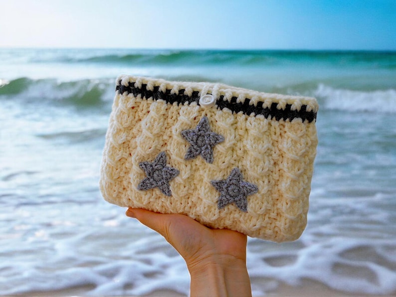 folklore merch, teen girl gifts, taylor swift, crochet book cover, book lover gift, handmade book wrap, cute book pouch, booktok, taylor swiftie merch, taylorswift, knit book sleeve, star book case, gifts for readers